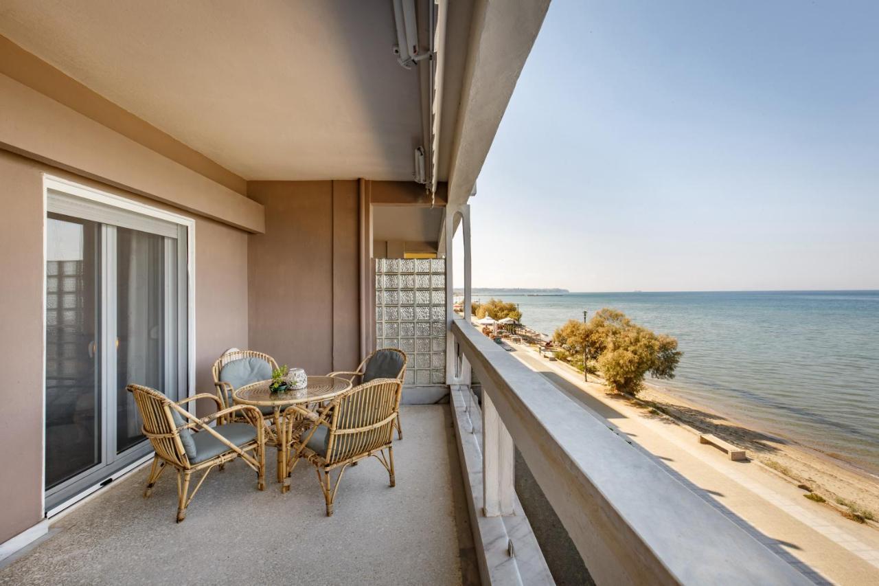 Metaxa Seafront Apartment Peraía Extérieur photo