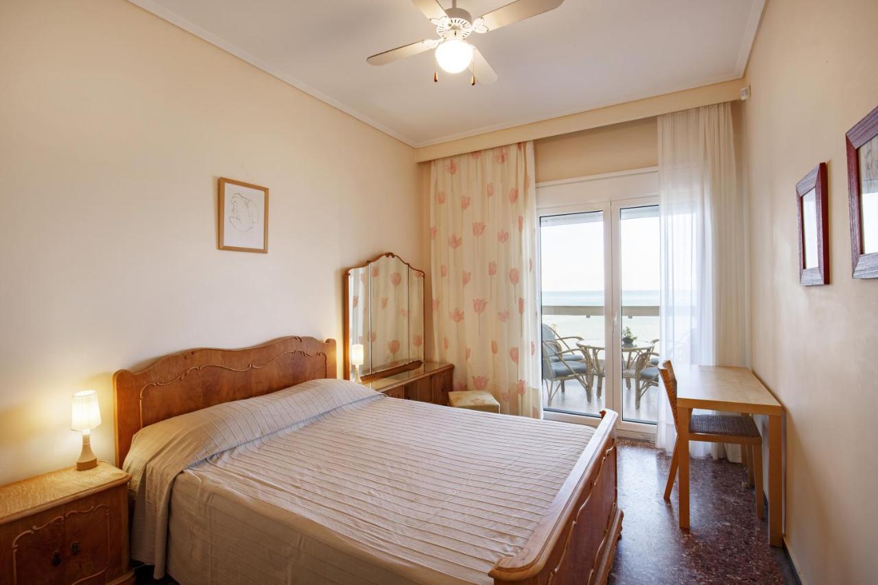 Metaxa Seafront Apartment Peraía Extérieur photo