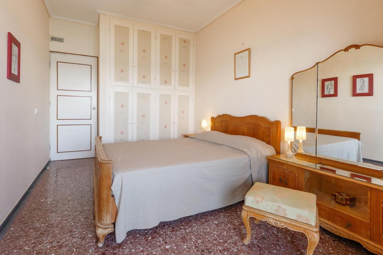 Metaxa Seafront Apartment Peraía Extérieur photo