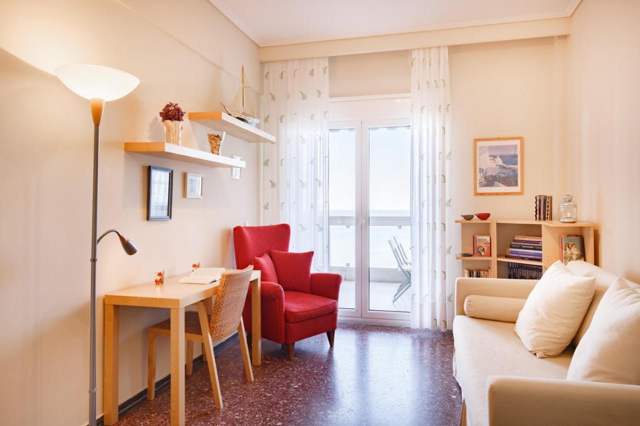 Metaxa Seafront Apartment Peraía Extérieur photo