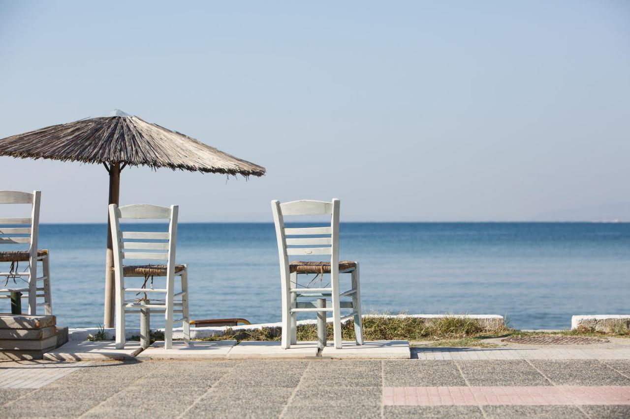 Metaxa Seafront Apartment Peraía Extérieur photo